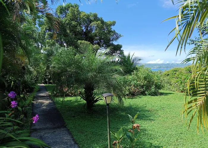 Lakegardens Arenal *